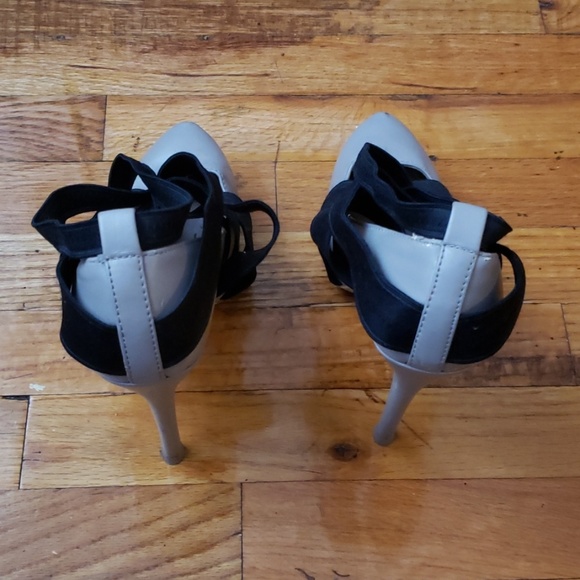 Victoria Secret heels - Picture 2 of 3